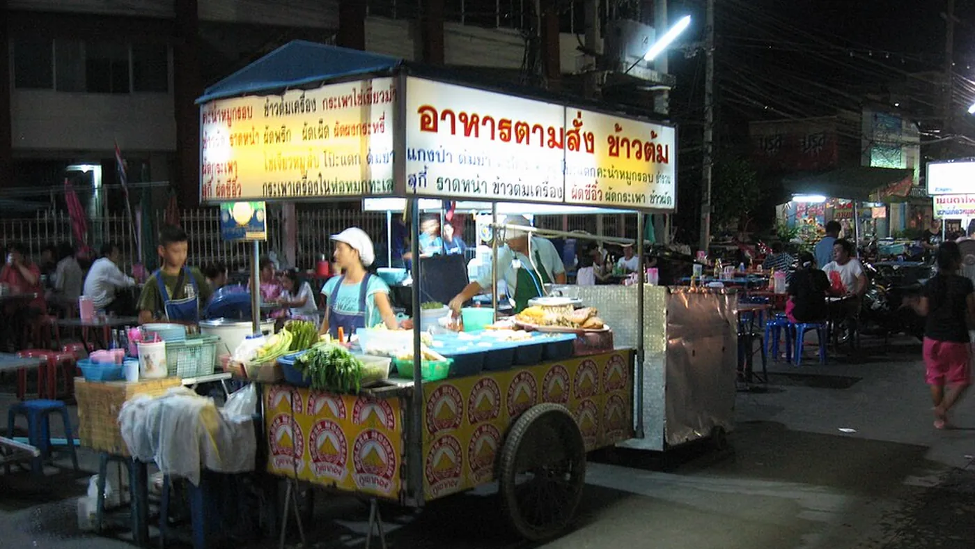 Stand de cuisine de rue en Thaïlande